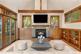 8281 W Mercer Way, Mercer Island, WA 98040 - Photo 12