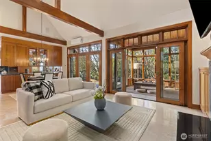 8281 W Mercer Way, Mercer Island, WA 98040 - Photo 14