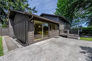 416 221st St SW, Bothell, WA 98021 - Photo 34