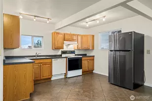 1025 E 54th St, Tacoma, WA 98404 - Photo 14