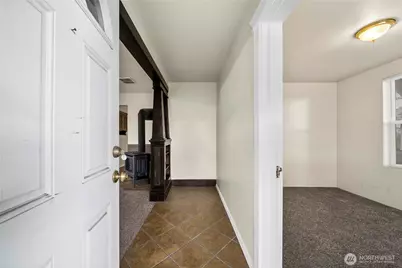 1025 E 54th Street, Tacoma, WA 98404 - Photo 4