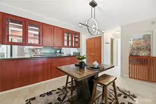 2253 Gilman Dr W, Seattle, WA 98119 - Photo 8