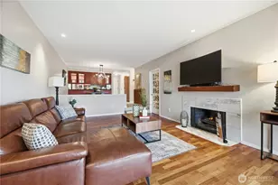 2253 Gilman Dr W, Seattle, WA 98119 - Photo 10