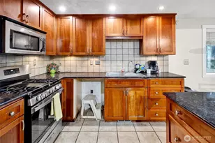 2873 Haxton Way, Bellingham, WA 98226 - Photo 16