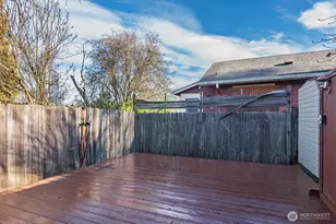 5804 8th Ave NE, Seattle, WA 98105 - Photo 6