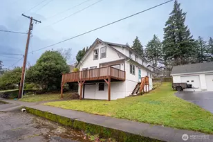 403 NW Roselawn St, Stevenson, WA 98648 - Photo 2