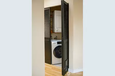 107 16th Avenue #107, Seattle, WA 98122 - Photo 18