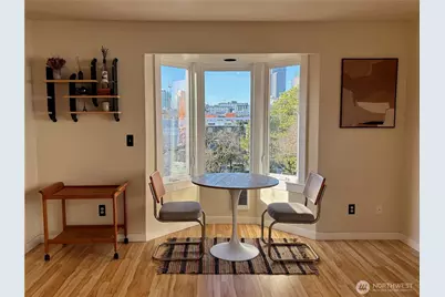 107 16th Avenue #107, Seattle, WA 98122 - Photo 4