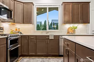 1411 Woods Point Loop, Ferndale, WA 98248 - Photo 16