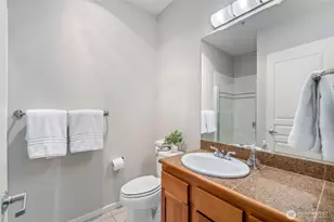 2000 Alaskan Wy, Seattle, WA 98121 - Photo 12