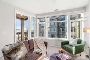 2000 Alaskan Wy, Seattle, WA 98121 - Photo 18