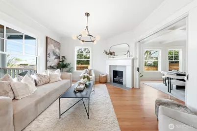 357 Garfield Street, Seattle, WA 98109 - Photo 8