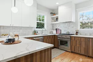 357 Garfield St, Seattle, WA 98109 - Photo 16