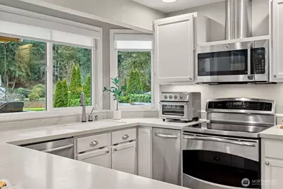 16223 NE 153rd Street, Woodinville, WA 98072 - Photo 14