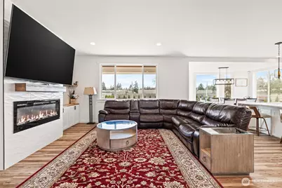 604 133rd Street S, Tacoma, WA 98444 - Photo 8