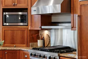 283 Shorewood Ct, Fox Island, WA 98333 - Photo 14