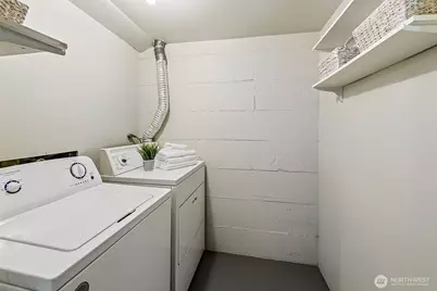 14805 Linden Avenue N, Shoreline, WA 98133 - Photo 28