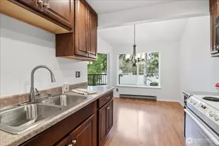 14332 126th Ave NE, Kirkland, WA 98034 - Photo 10