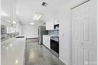 5602 66th Place SE, Snohomish, WA 98290 - Photo 8