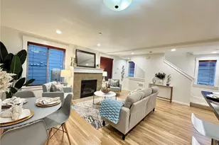 2125 N 113th St, Seattle, WA 98133 - Photo 2