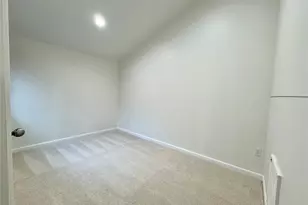 2125 N 113th St, Seattle, WA 98133 - Photo 18