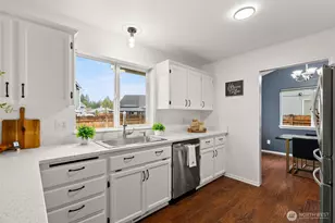 5521 209th St E, Spanaway, WA 98387 - Photo 12