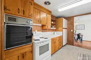 7410 22nd St W, Tacoma, WA 98466 - Photo 12