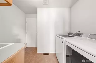 5843 155th Ave SE, Bellevue, WA 98006 - Photo 24