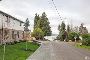 4319 SW 102nd St, Seattle, WA 98146 - Photo 6