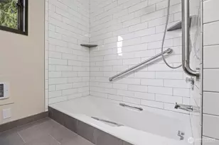 18928 Bow Hill Rd, Burlington, WA 98233 - Photo 24