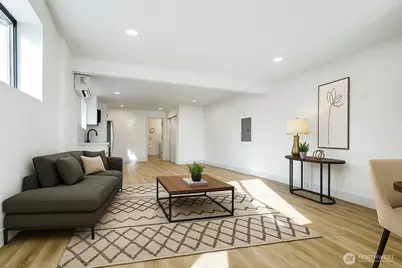 11647 Beacon Avenue S #2, Seattle, WA 98178 - Photo 4