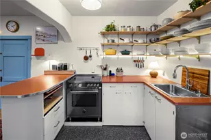 1732 15th Ave, Seattle, WA 98122 - Photo 8