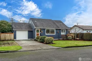 1014 5th Ave SW, Puyallup, WA 98371 - Photo 2