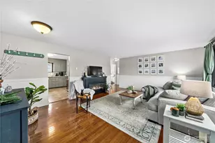 1014 5th Ave SW, Puyallup, WA 98371 - Photo 4