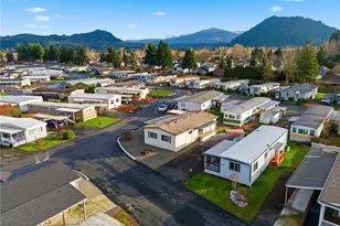 1170 Cedar Dr, Enumclaw, WA 98022 - Photo 2