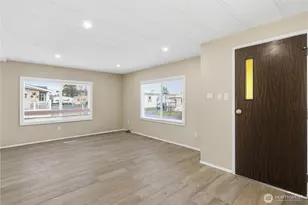 1170 Cedar Dr, Enumclaw, WA 98022 - Photo 4