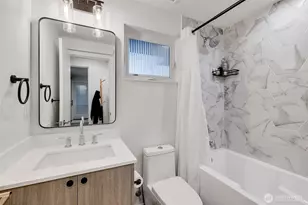 7512 43rd Ave S, Seattle, WA 98118 - Photo 8