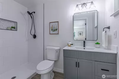 14224 180th Avenue SE, Renton, WA 98059 - Photo 18