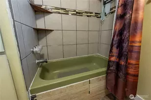 24415 64th Ave S, Kent, WA 98032 - Photo 18