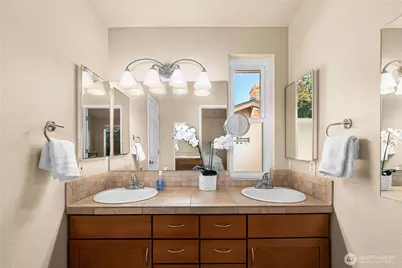 16609 163rd Place SE, Renton, WA 98058 - Photo 18