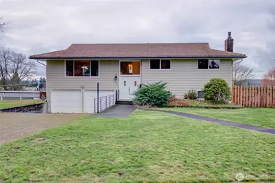 1032 E Robinhood Drive, Arlington, WA 98223 - Photo 2