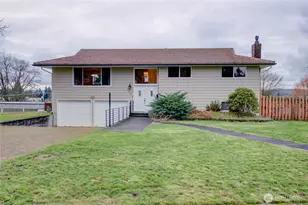 1032 E Robinhood Dr, Arlington, WA 98223 - Photo 2