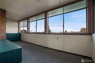 7322 19th St W, Tacoma, WA 93466 - Photo 10