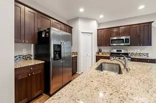 8126 175th St E, Puyallup, WA 98375 - Photo 10