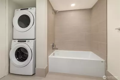 121 Stewart Street #1108, Seattle, WA 98101 - Photo 12