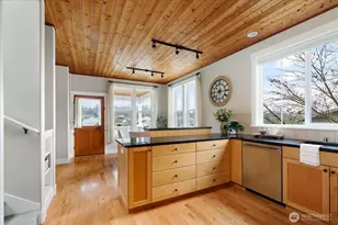 603 NW Wilkes St, Coupeville, WA 98239 - Photo 12