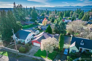 12009 Palatine Ave N, Seattle, WA 98133 - Photo 2