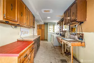 12009 Palatine Ave N, Seattle, WA 98133 - Photo 28