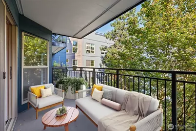 1425 Dexter Avenue N #611, Seattle, WA 98109 - Photo 6