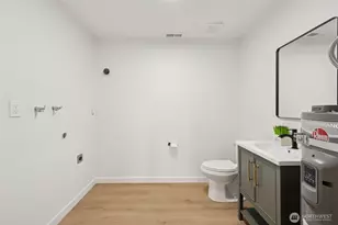 5622 Waller Rd E, Tacoma, WA 98443 - Photo 20